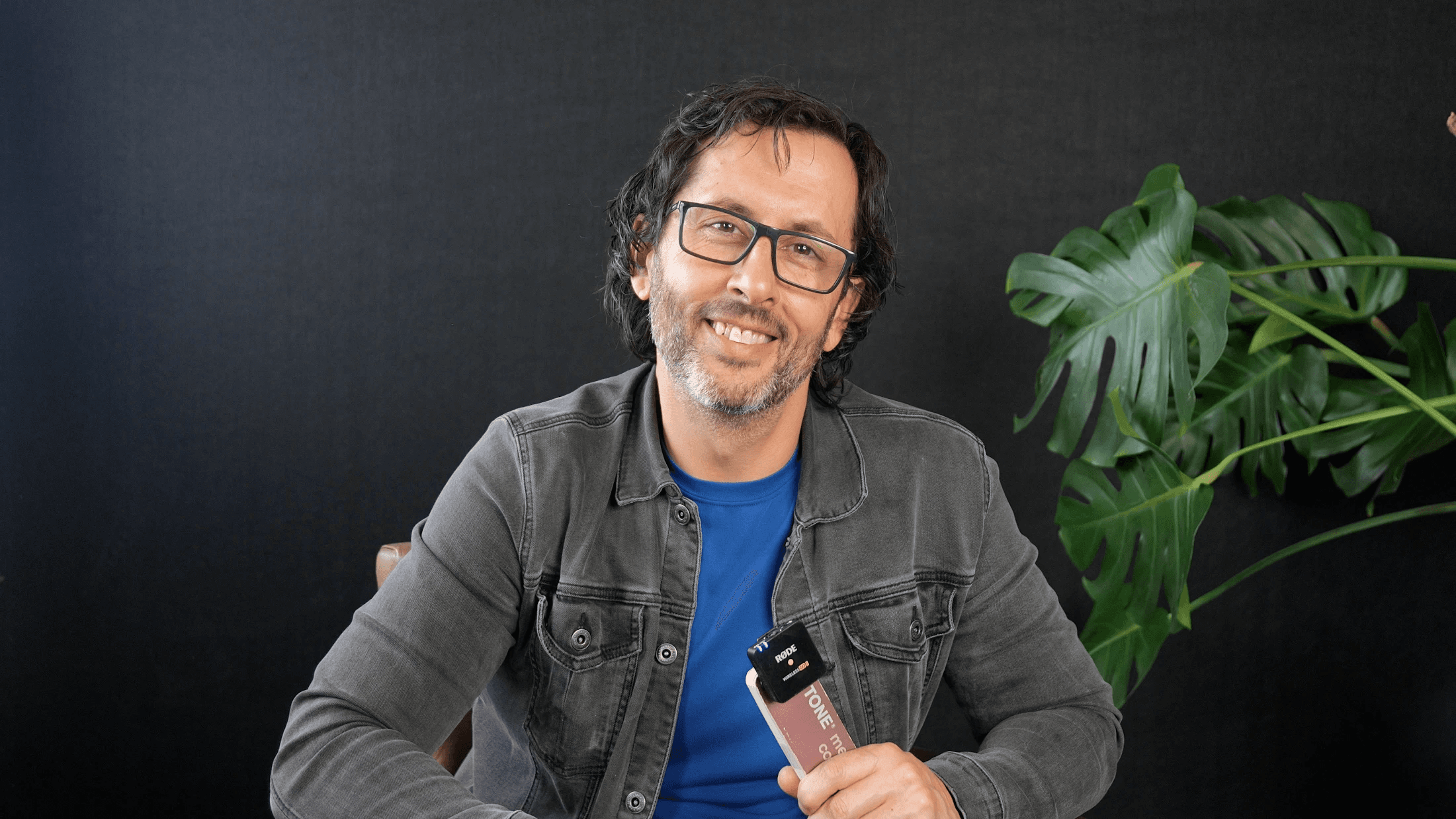 Luke Faccini documenting his own Psych Hack Experiments